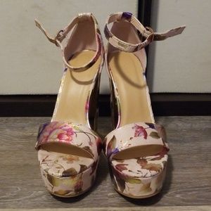 Floral platform heels